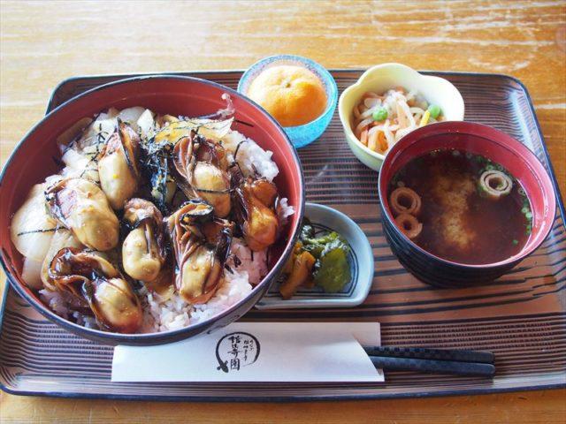 牡蠣カバ丼：うなぎ湖畔食房　舘山寺園