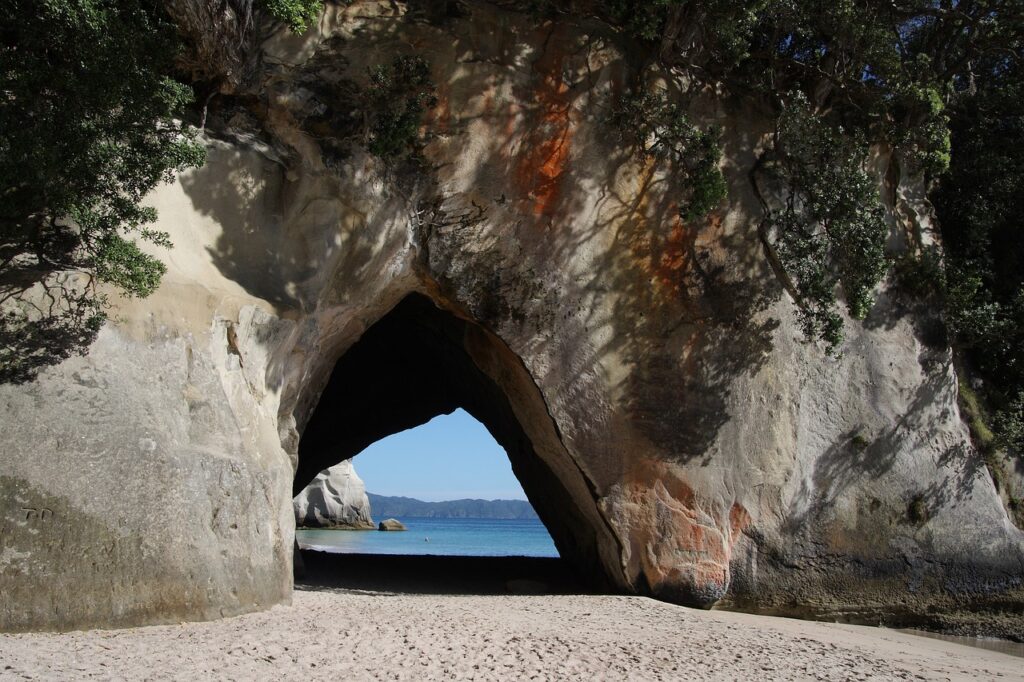 7. コロマンデル半島 (Coromandel Peninsula)